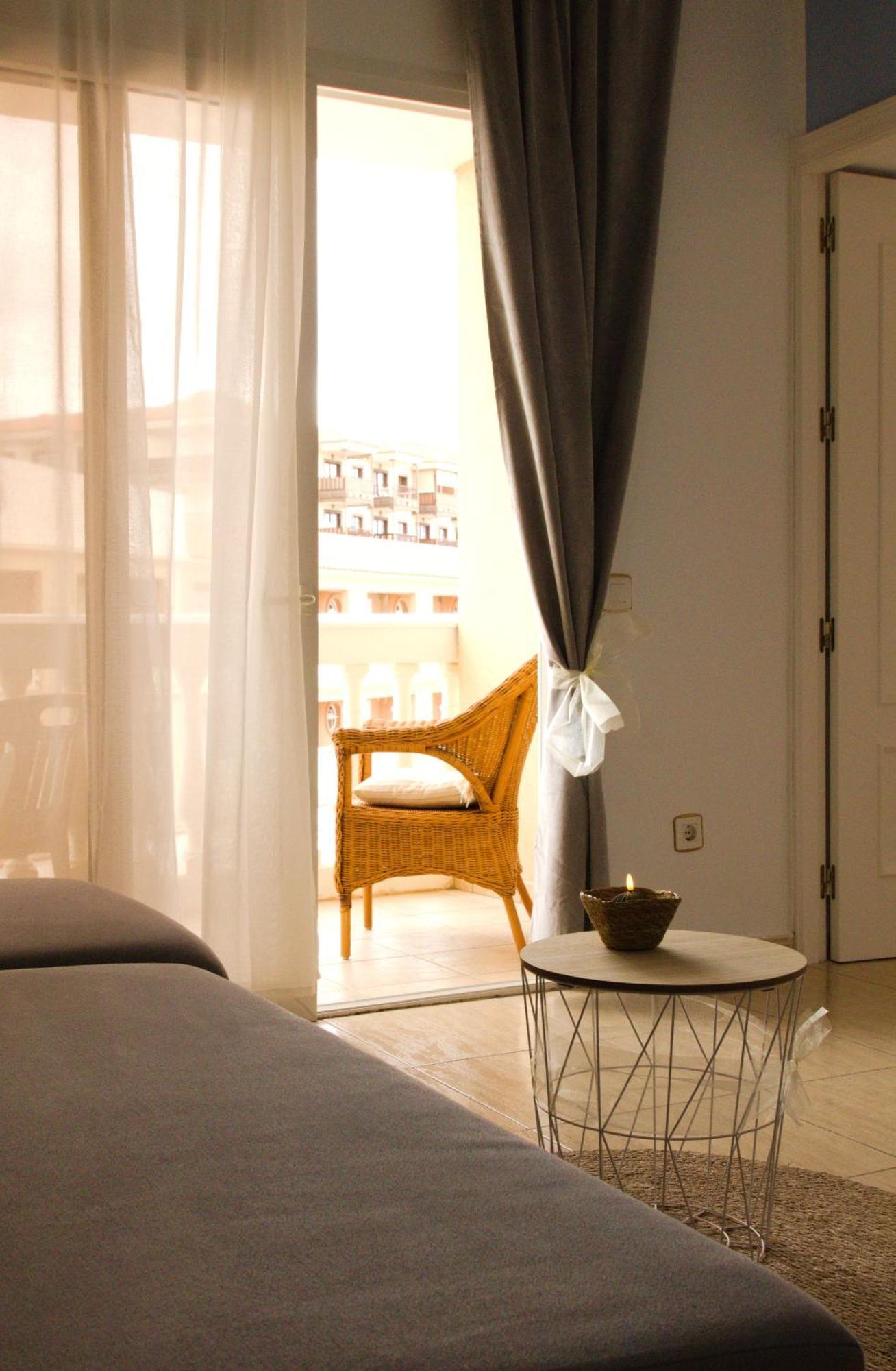 Smart Escape Apartment Costa Del Silencio Exterior photo